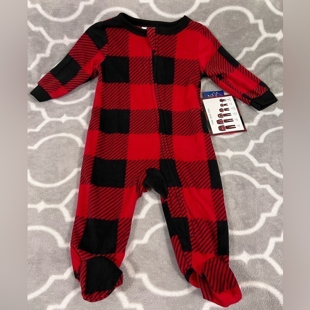 Infant checker sleep and play pajama size 6-9M